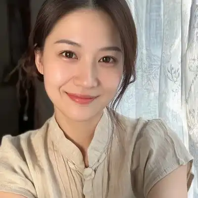 傅琪语